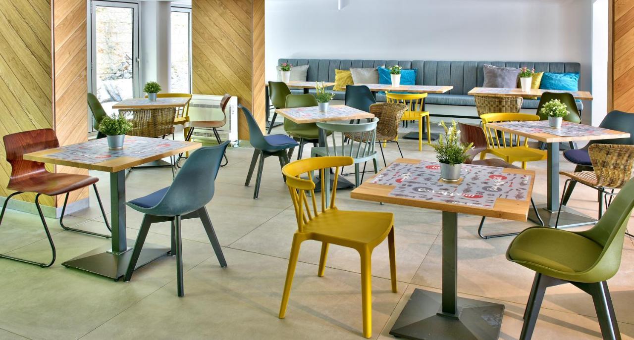 Ibis Styles Golden Sands Roomer Hotel מראה חיצוני תמונה