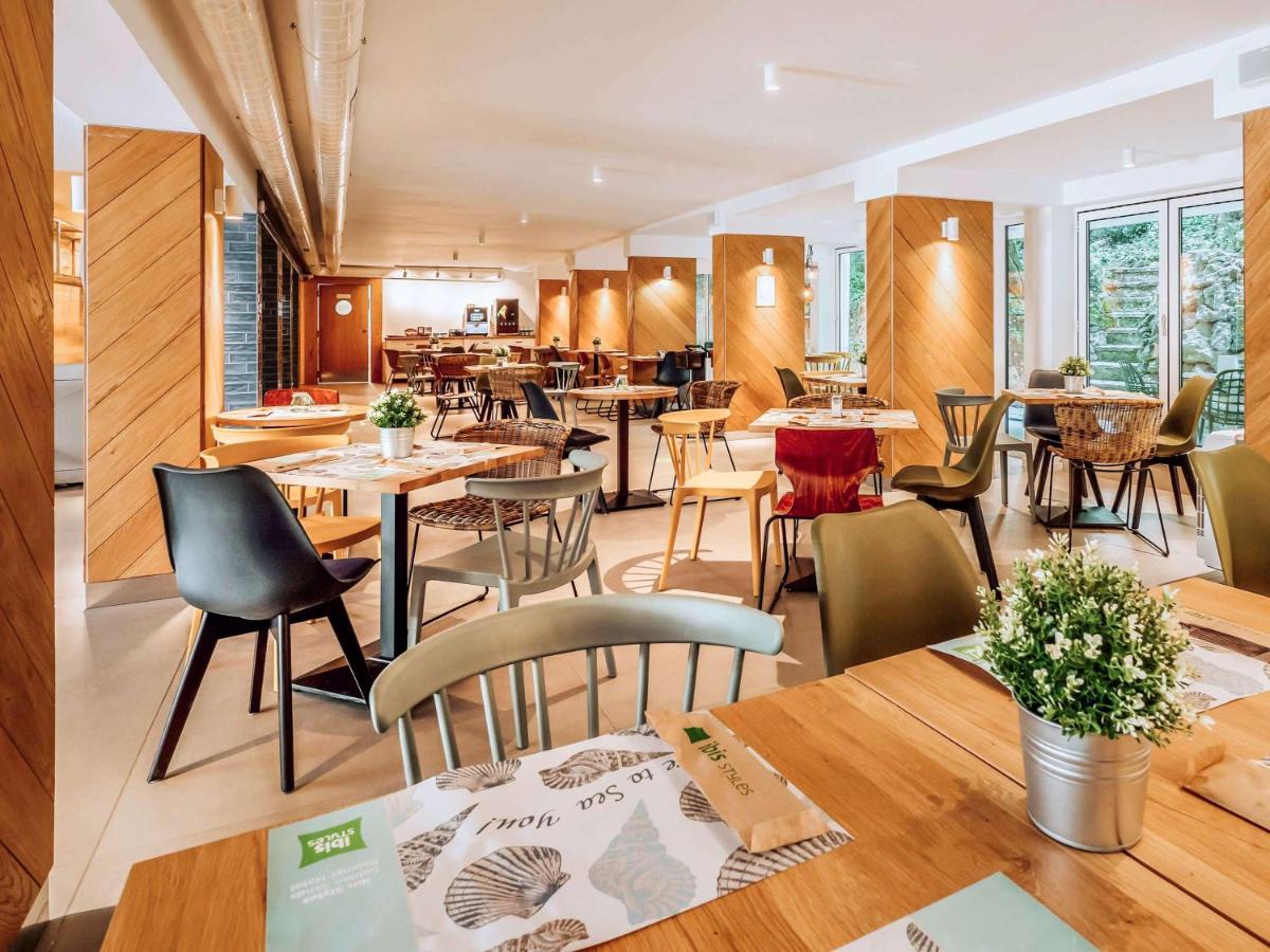 Ibis Styles Golden Sands Roomer Hotel מראה חיצוני תמונה